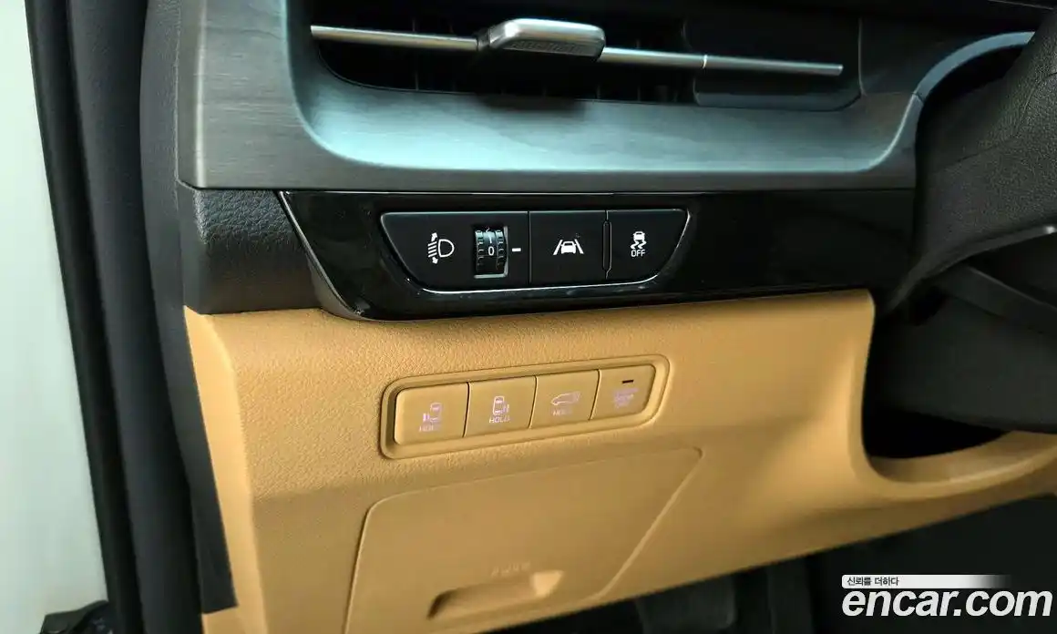 Kia Canival 2023 2.2 Автомат в Москве № 614090, фото 16