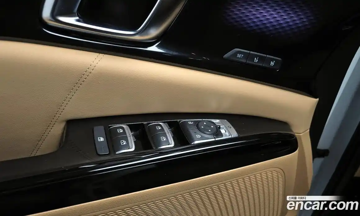 Kia Canival 2023 2.2 Автомат в Москве № 614090, фото 18