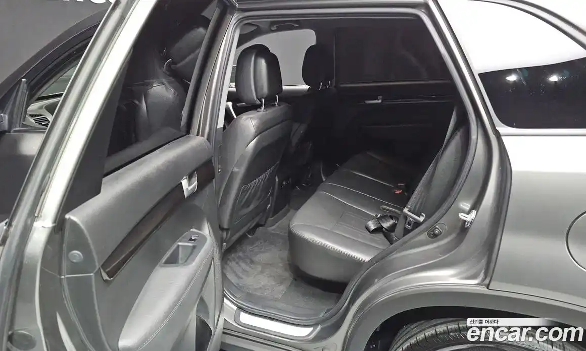 Kia Sorento 2011 2.0 Автомат в Москве № 614294, фото 13