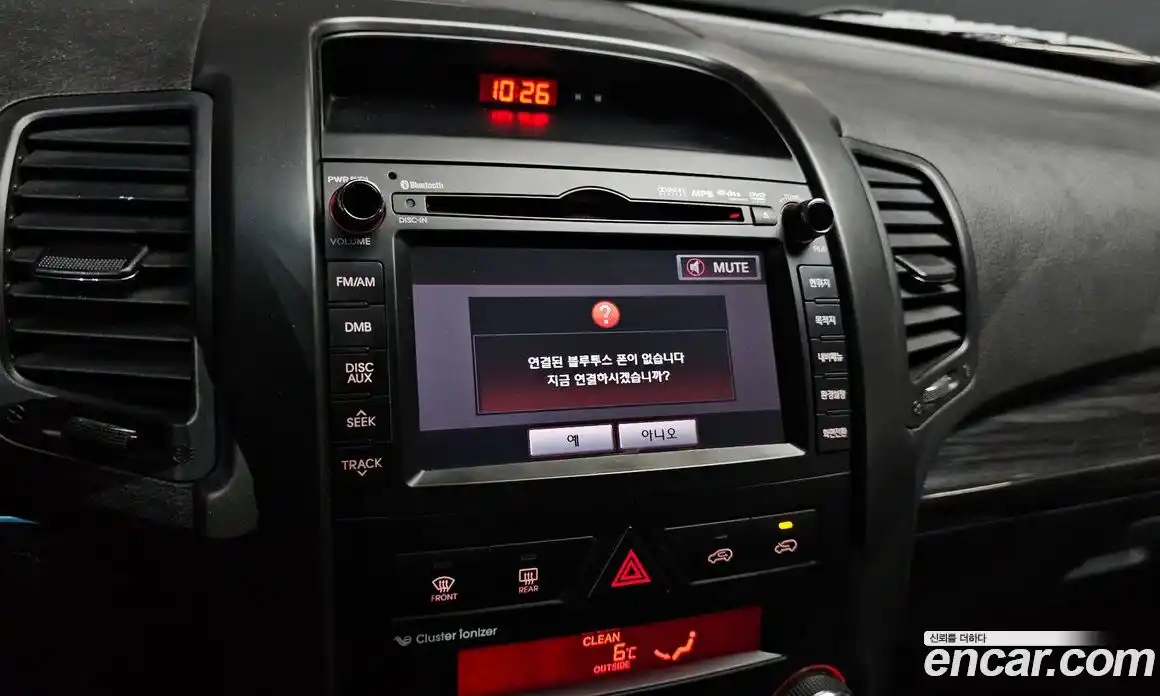 Kia Sorento 2011 2.0 Автомат в Москве № 614294, фото 17