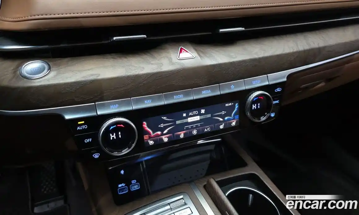 Genesis G80 2021 2.5 Автомат в Москве № 614648, фото 17