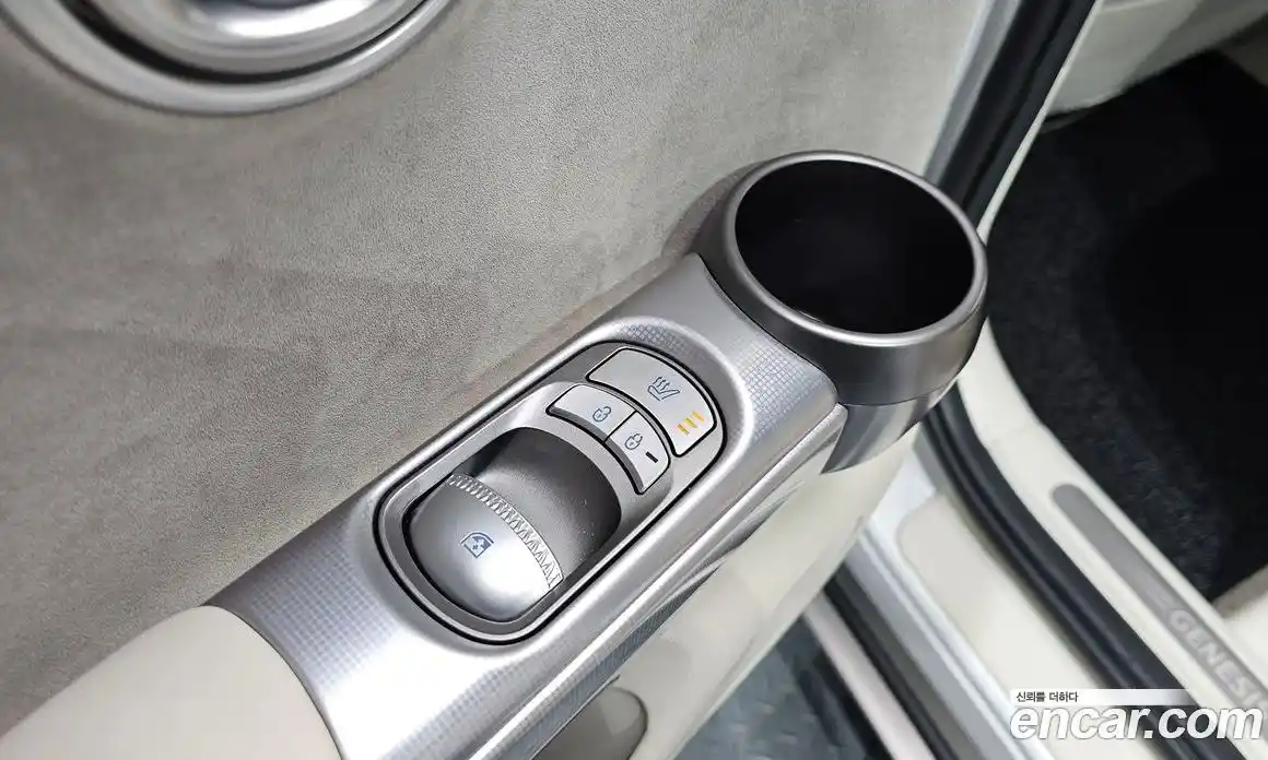 Genesis GV60 2022 0.1 Автомат в Москве № 614844, фото 18