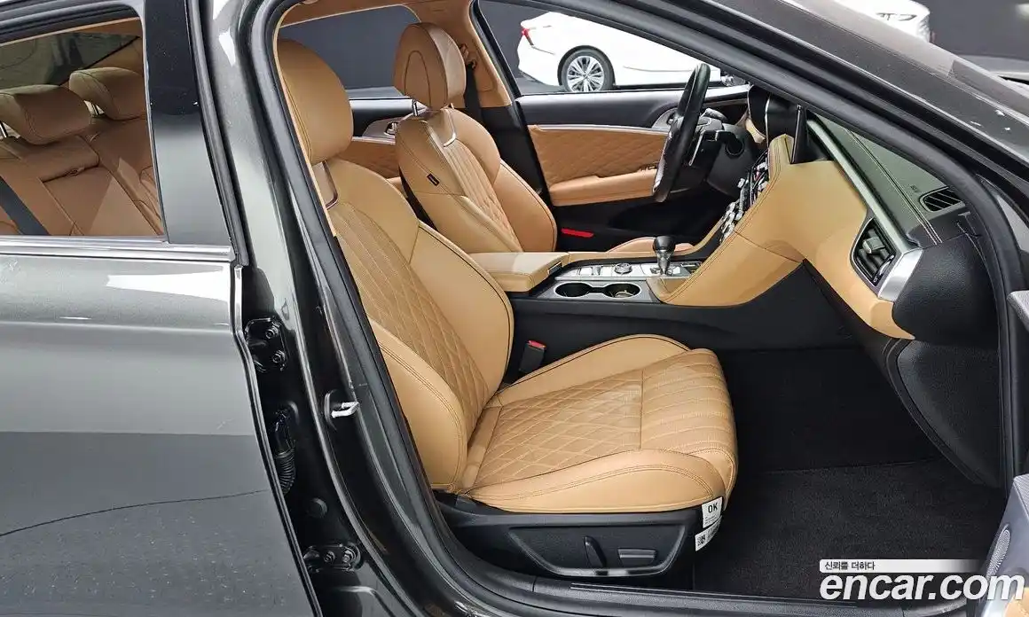 Genesis G70 2023 2.0 Автомат в Москве № 614871, фото 10