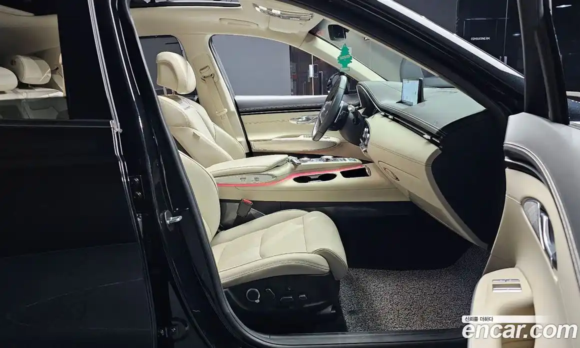 Genesis GV70 2023 2.5 Автомат в Москве № 614933, фото 10