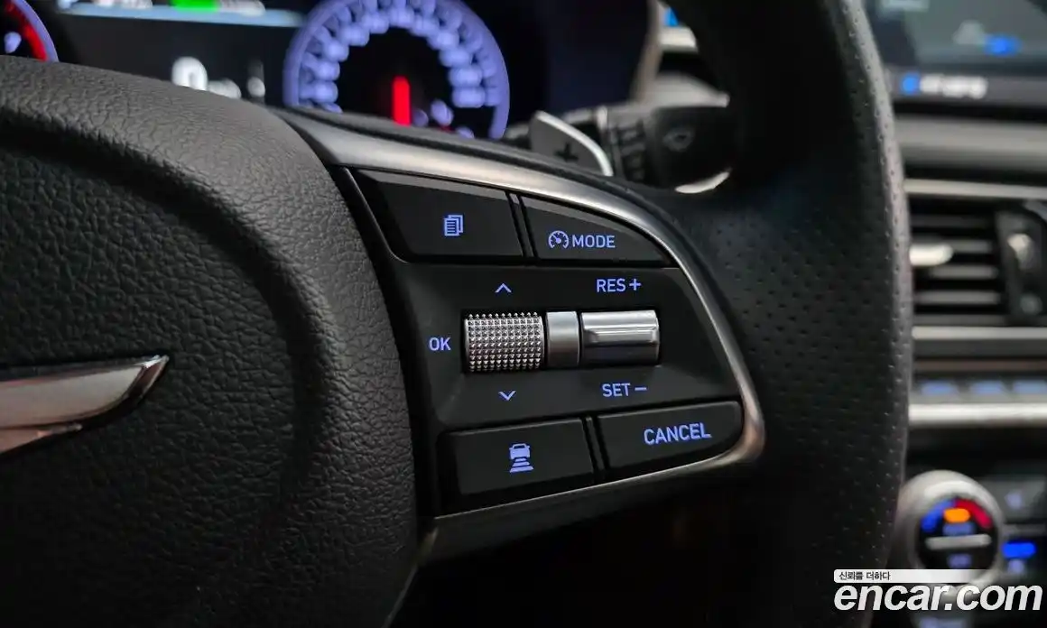 Genesis G70 2018 2.0 Автомат в Москве № 615106, фото 19