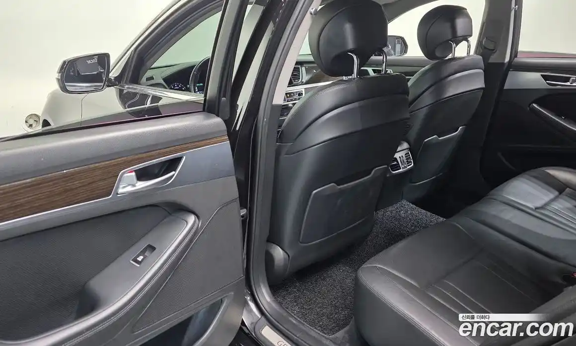 Genesis G80 2019 3.3 Автомат в Москве № 615129, фото 18