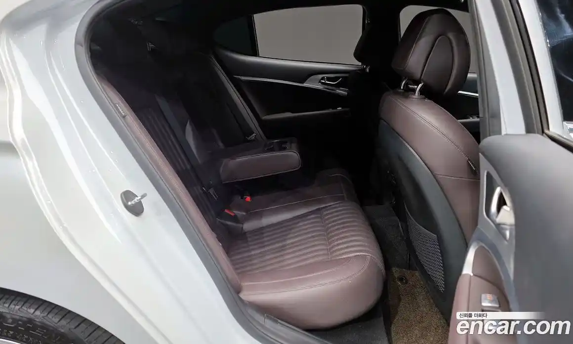 Genesis G70 2021 2.0 Автомат в Москве № 615429, фото 12