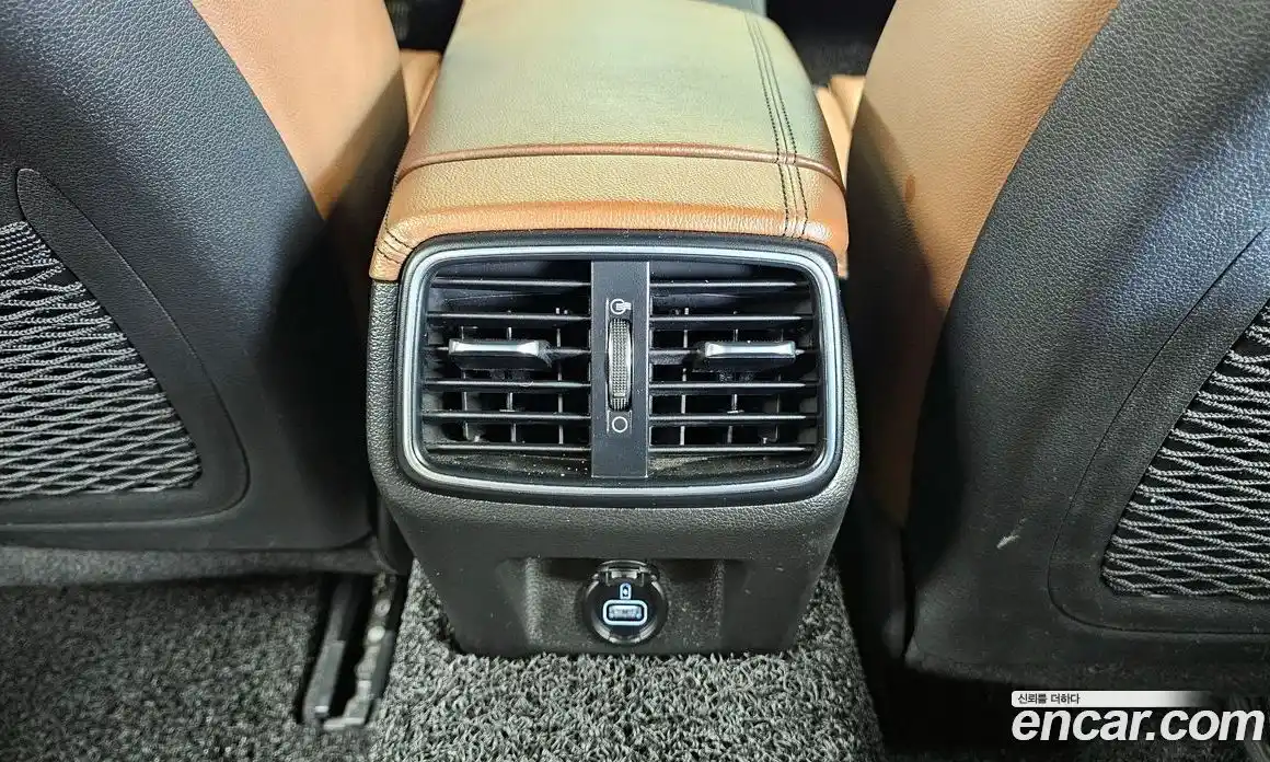 Genesis G70 2020 2.0 Автомат в Москве № 615462, фото 19