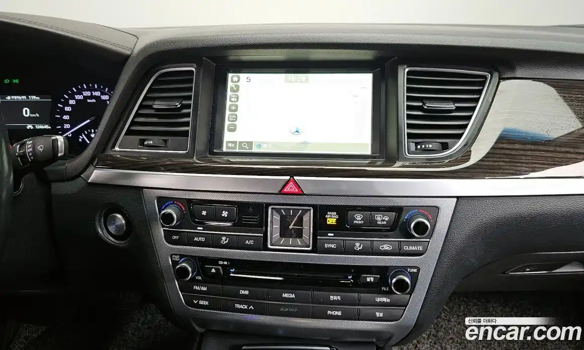 Genesis G80 2018 3.3 Автомат в Москве № 615700, фото 15