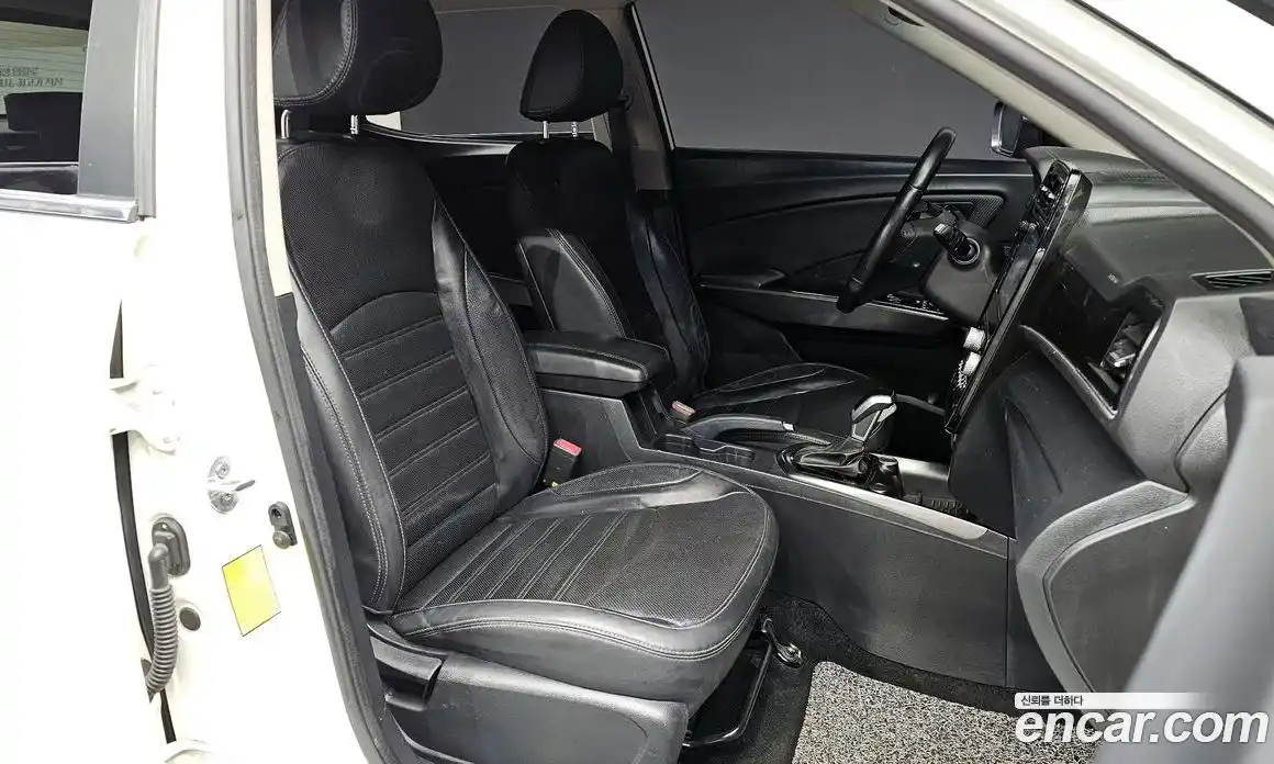 SsangYong TIBOLI 2020 1.5 Автомат в Москве № 616152, фото 10