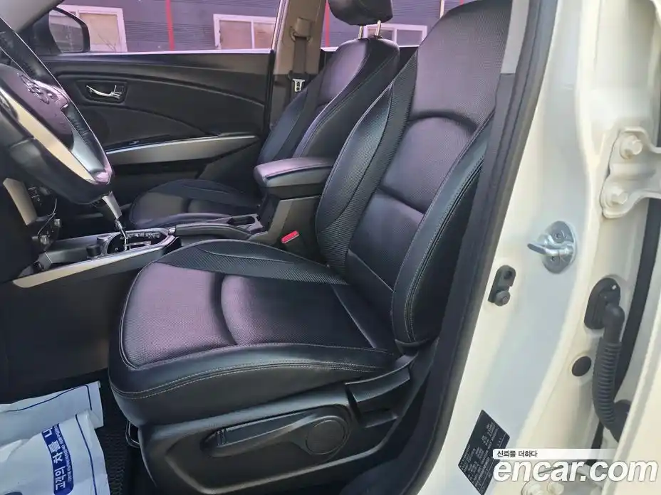 SsangYong TIBOLI 2016 1.6 Автомат в Москве № 616613, фото 16