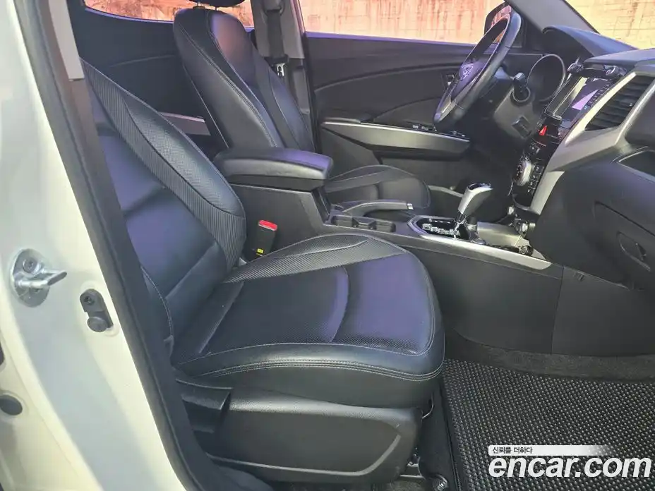 SsangYong TIBOLI 2016 1.6 Автомат в Москве № 616613, фото 17