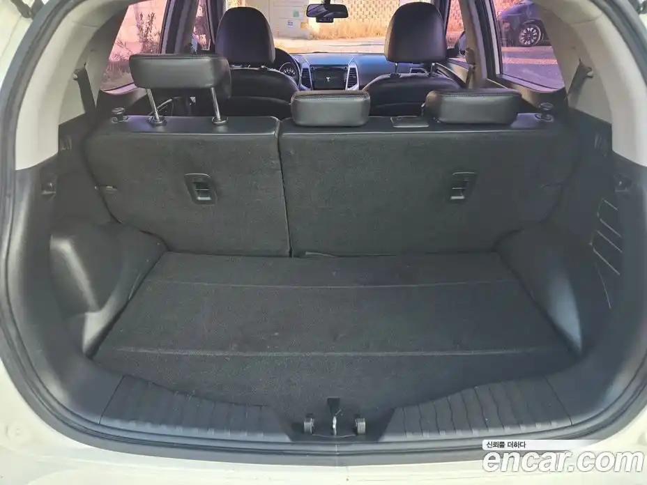 SsangYong TIBOLI 2016 1.6 Автомат в Москве № 616613, фото 20