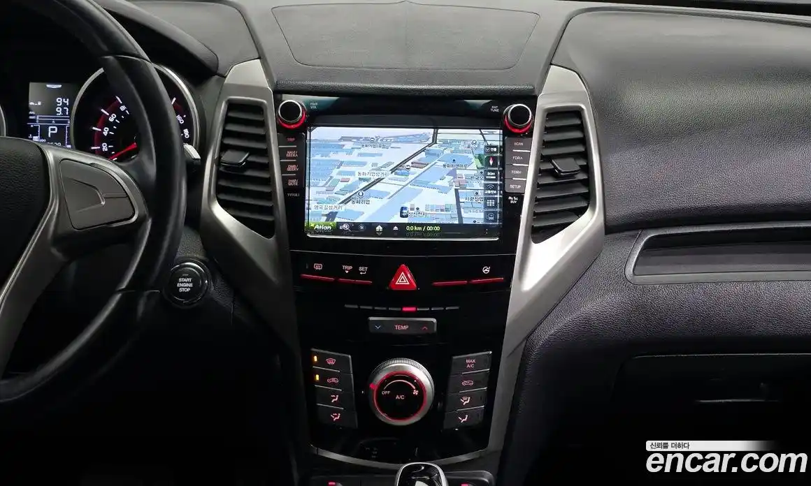 SsangYong TIBOLI 2016 1.6 Автомат в Москве № 616619, фото 14