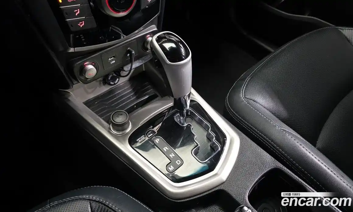 SsangYong TIBOLI 2016 1.6 Автомат в Москве № 616619, фото 9