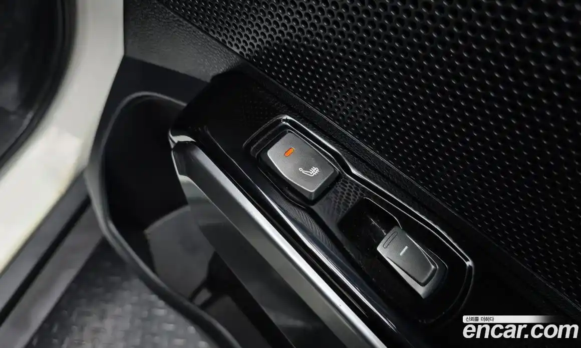 SsangYong TIBOLI 2022 1.5 Автомат в Москве № 616811, фото 18