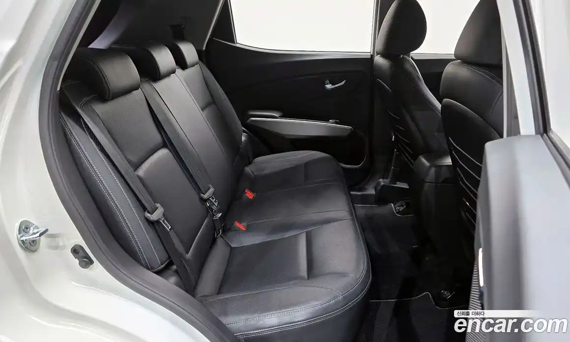 SsangYong TIBOLI 2016 1.6 Автомат в Москве № 616994, фото 12