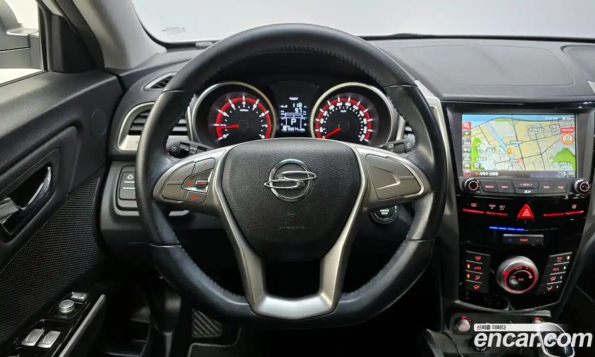 SsangYong TIBOLI 2016 1.6 Автомат в Москве № 616994, фото 13