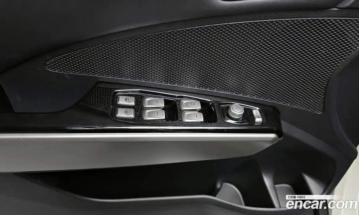 SsangYong TIBOLI 2016 1.6 Автомат в Москве № 616994, фото 17