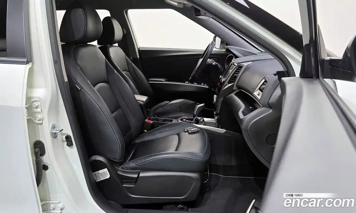 SsangYong TIBOLI 2016 1.6 Автомат в Москве № 616994, фото 10