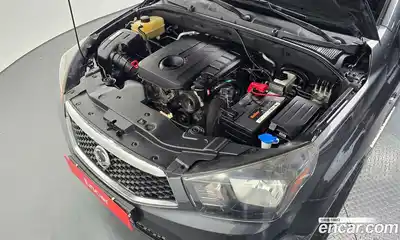 SsangYong Korando 2015 2.0 Автомат в Москве № 617178, миниатюра 6