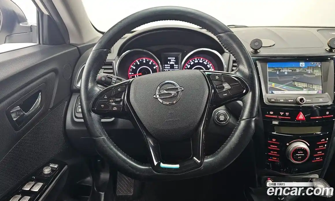 SsangYong TIBOLI 2017 1.6 Автомат в Москве № 617389, фото 13