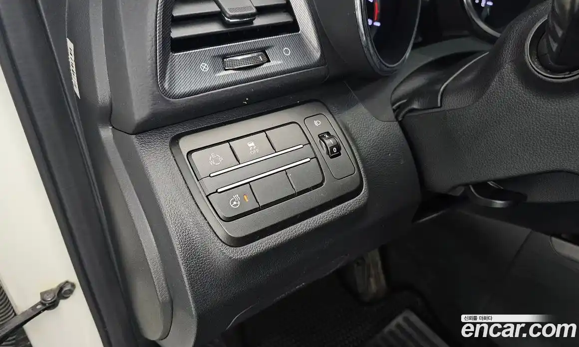 SsangYong TIBOLI 2017 1.6 Автомат в Москве № 617389, фото 18