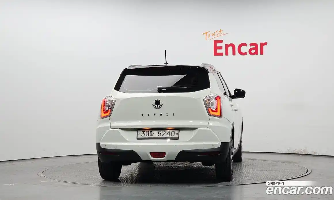 SsangYong TIBOLI 2017 1.6 Автомат в Москве № 617389, фото 4