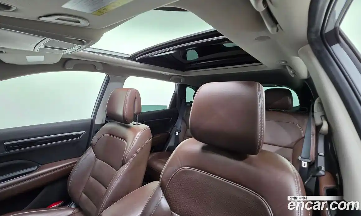 Renault QM6 2018 2.0 Автомат в Москве № 617478, фото 11