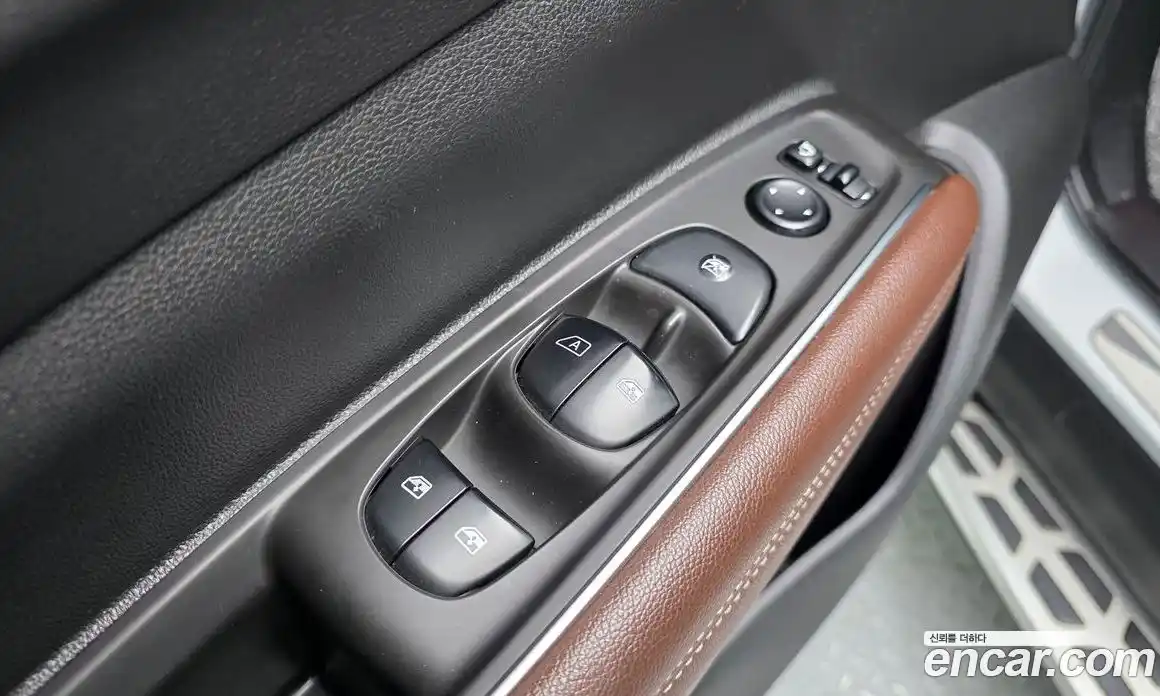 Renault QM6 2018 2.0 Автомат в Москве № 617478, фото 13