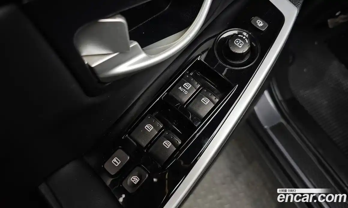 SsangYong Korando 2016 2.2 Автомат в Москве № 617500, фото 13