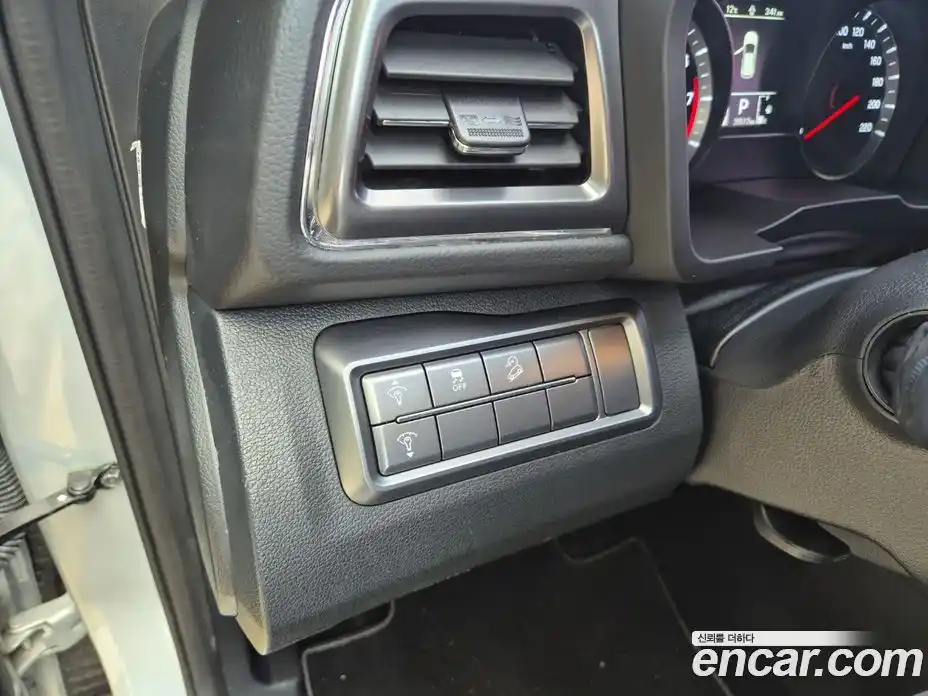 SsangYong TIBOLI 2021 1.5 Автомат в Москве № 617664, фото 8