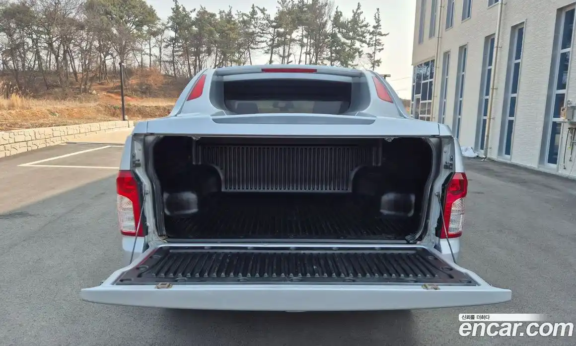 SsangYong Korando 2016 2.0 Автомат в Москве № 617932, фото 18