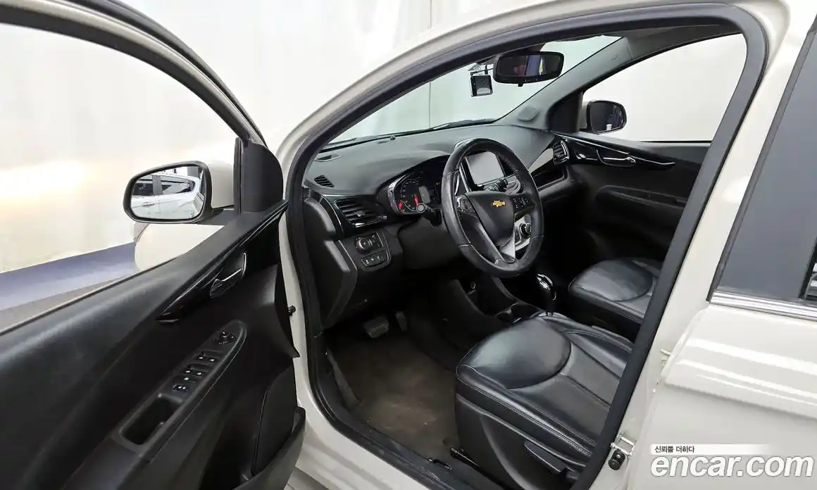 Chevrolet Spark 2016 1.0 Автомат в Москве № 618418, фото 10