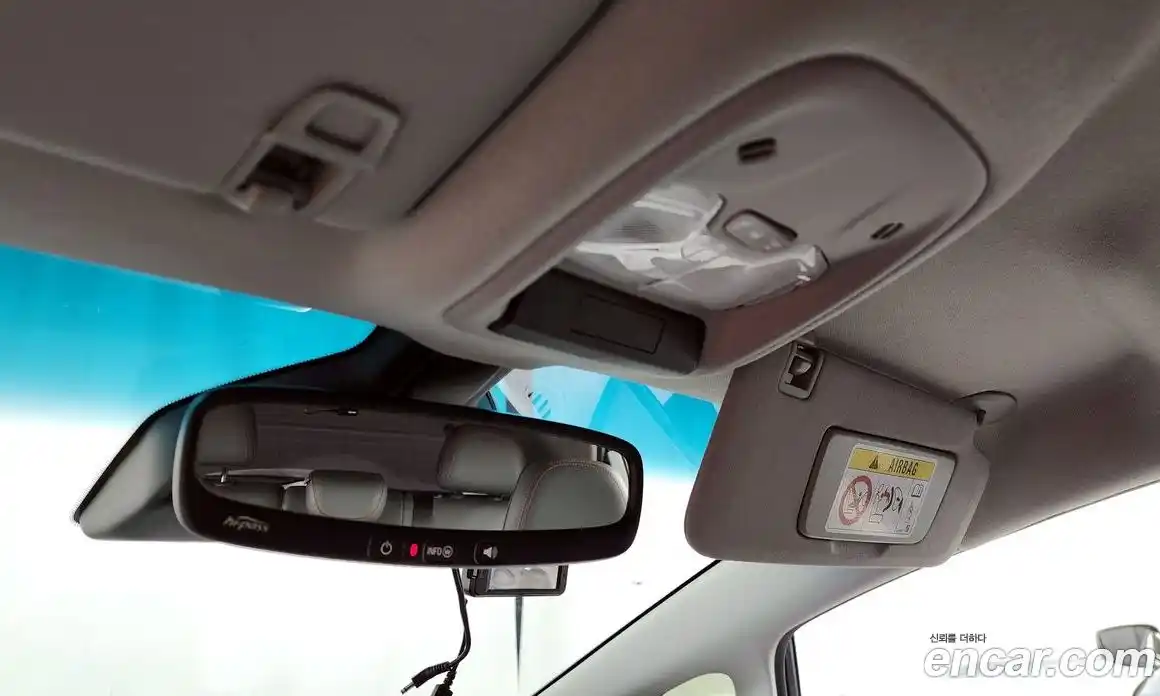 Chevrolet Bolt EV 2021 0.2 Автомат в Москве № 618645, фото 17