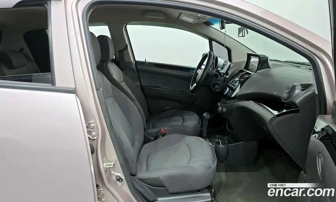 Chevrolet Spark 2012 1.0 Автомат в Москве № 618705, фото 11