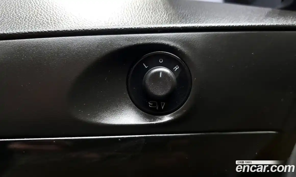 Chevrolet Orlando 2012 2.0 Автомат в Москве № 618775, фото 17