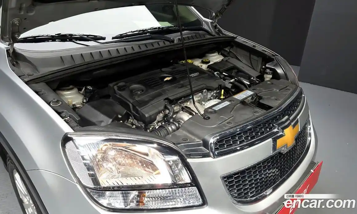 Chevrolet Orlando 2012 2.0 Автомат в Москве № 618775, фото 6