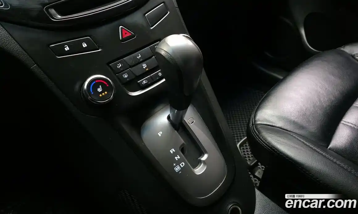 Chevrolet Orlando 2012 2.0 Автомат в Москве № 618775, фото 9