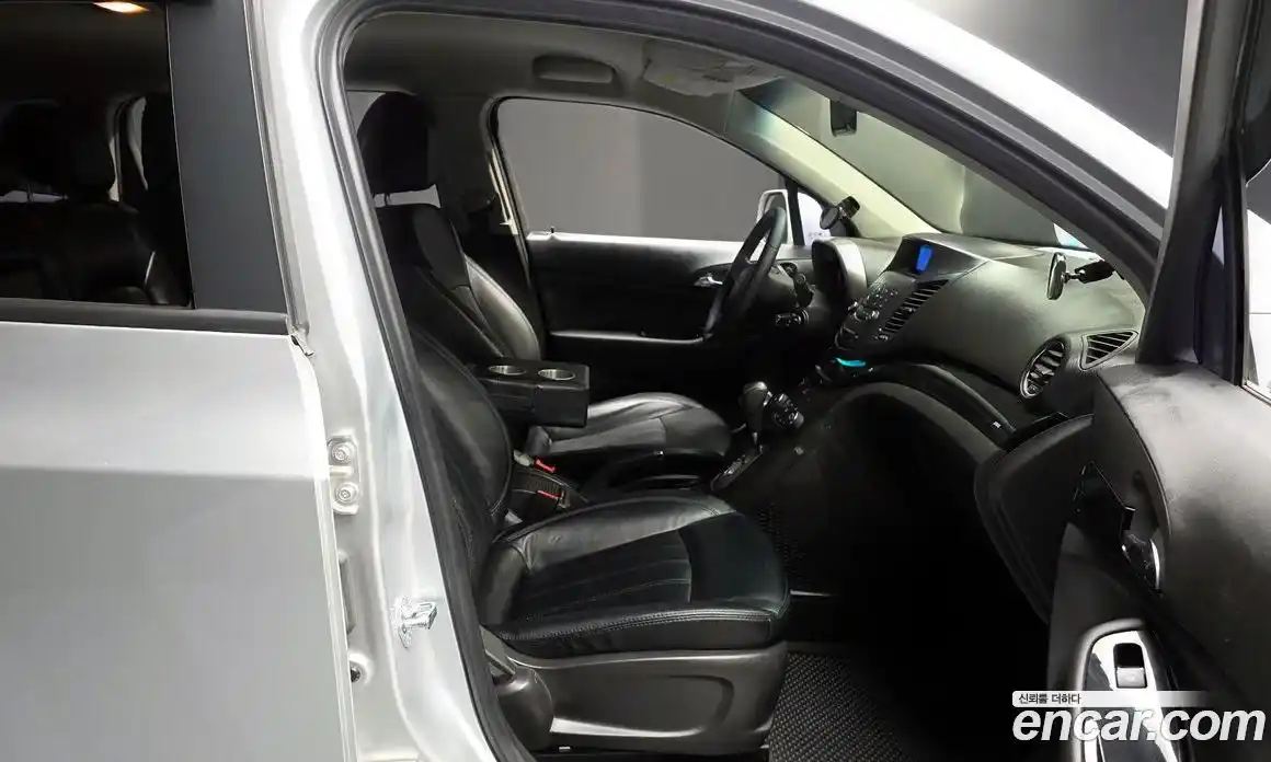 Chevrolet Orlando 2012 2.0 Автомат в Москве № 618775, фото 10