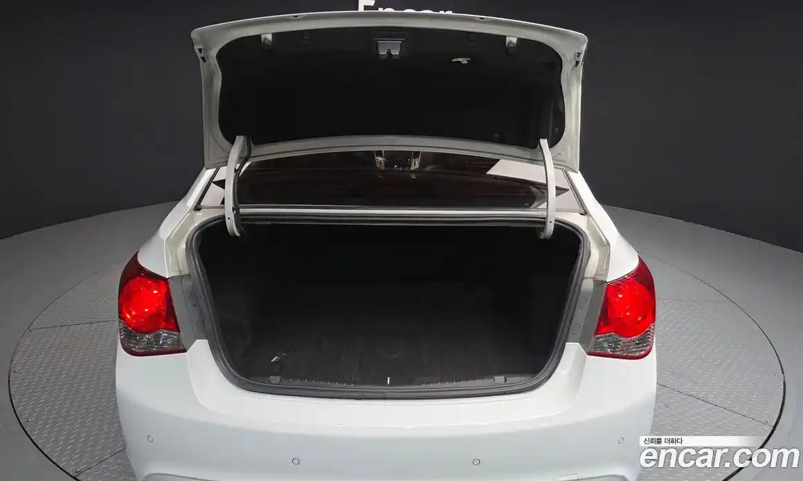 Chevrolet Cruze 2013 1.8 Автомат в Москве № 618893, фото 20