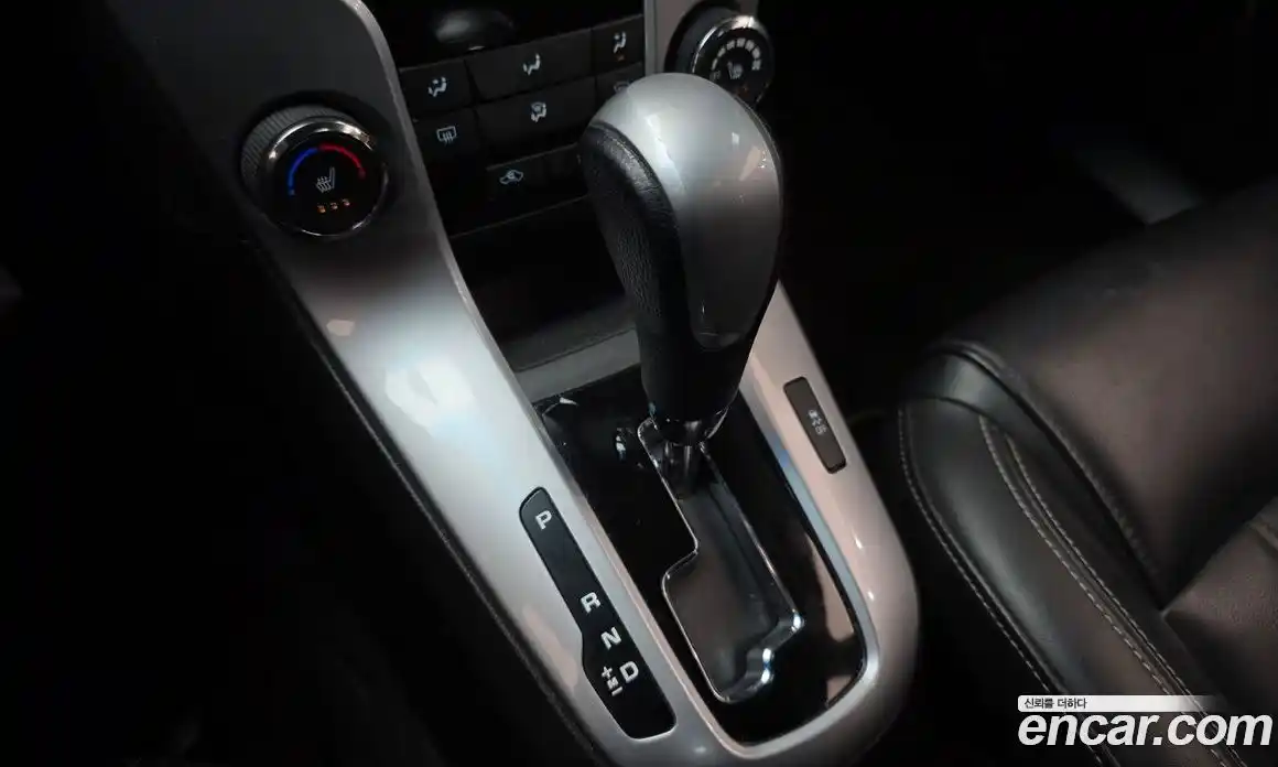 Chevrolet Cruze 2013 1.8 Автомат в Москве № 618893, фото 9