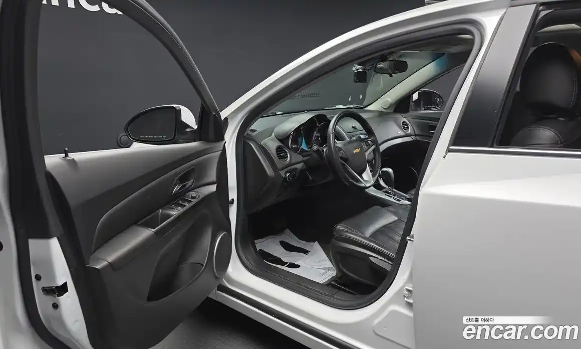 Chevrolet Cruze 2013 1.8 Автомат в Москве № 618893, фото 10