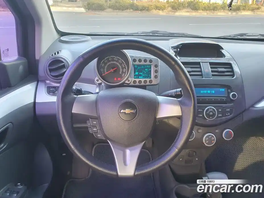 Chevrolet Spark 2013 1.0 Автомат в Москве № 618948, фото 12