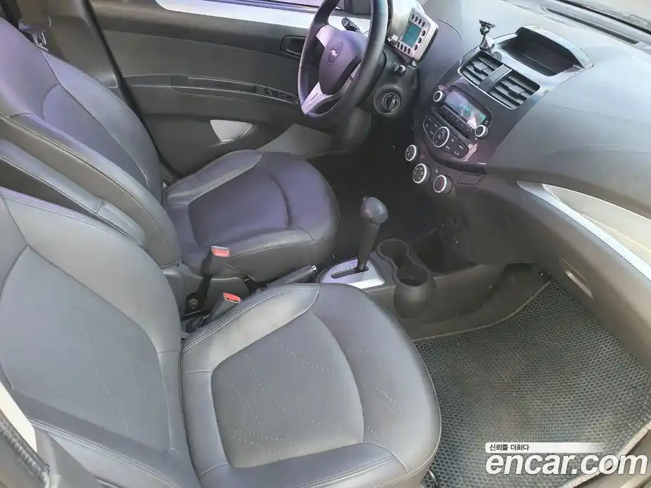 Chevrolet Spark 2013 1.0 Автомат в Москве № 618948, фото 18