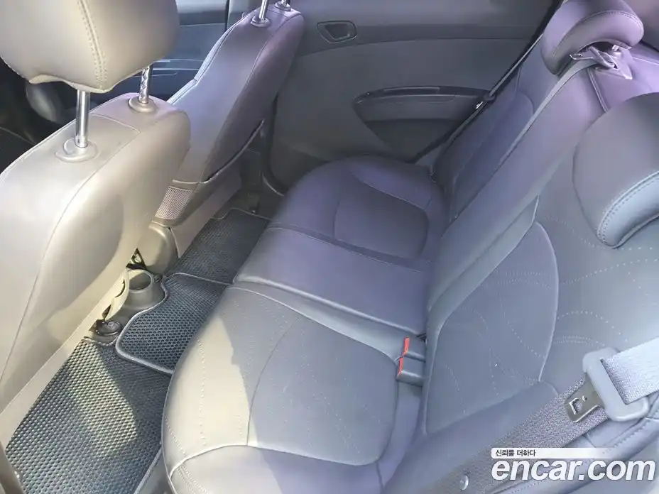 Chevrolet Spark 2013 1.0 Автомат в Москве № 618948, фото 10