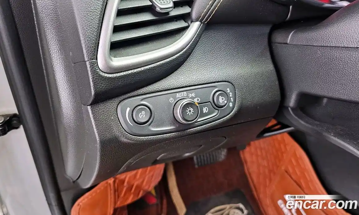 Chevrolet Trax 2018 1.4 Автомат в Москве № 619006, фото 16