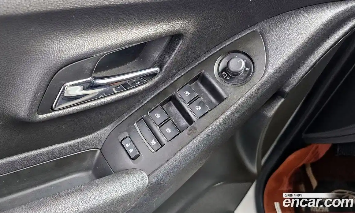 Chevrolet Trax 2018 1.4 Автомат в Москве № 619006, фото 17