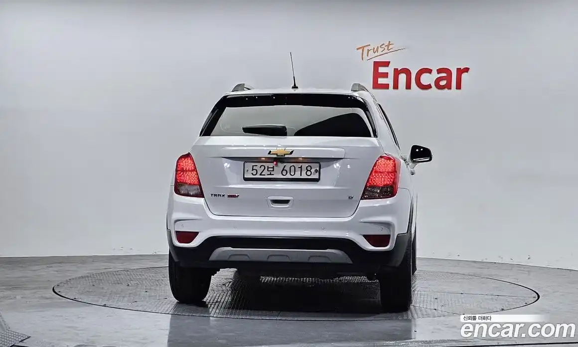 Chevrolet Trax 2018 1.4 Автомат в Москве № 619006, фото 4