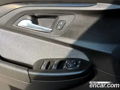 Chevrolet TrailBlazer 2022 1.3 Автомат в Москве № 619191, миниатюра 12